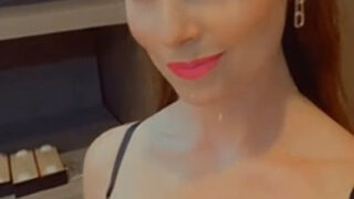 Amanda Cerny show her erotic body video so hot