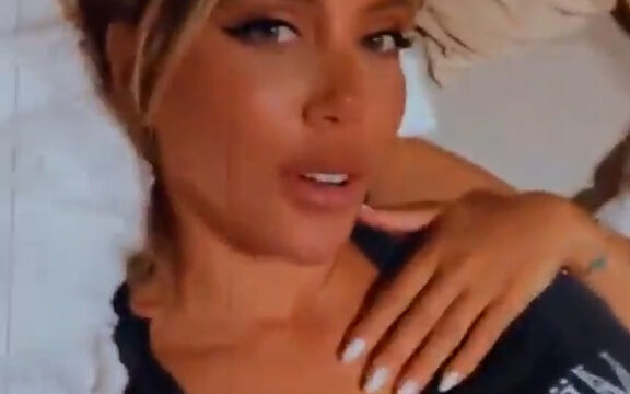Wanda Nara Nude nipples play on bed video Onlyfans leaked
